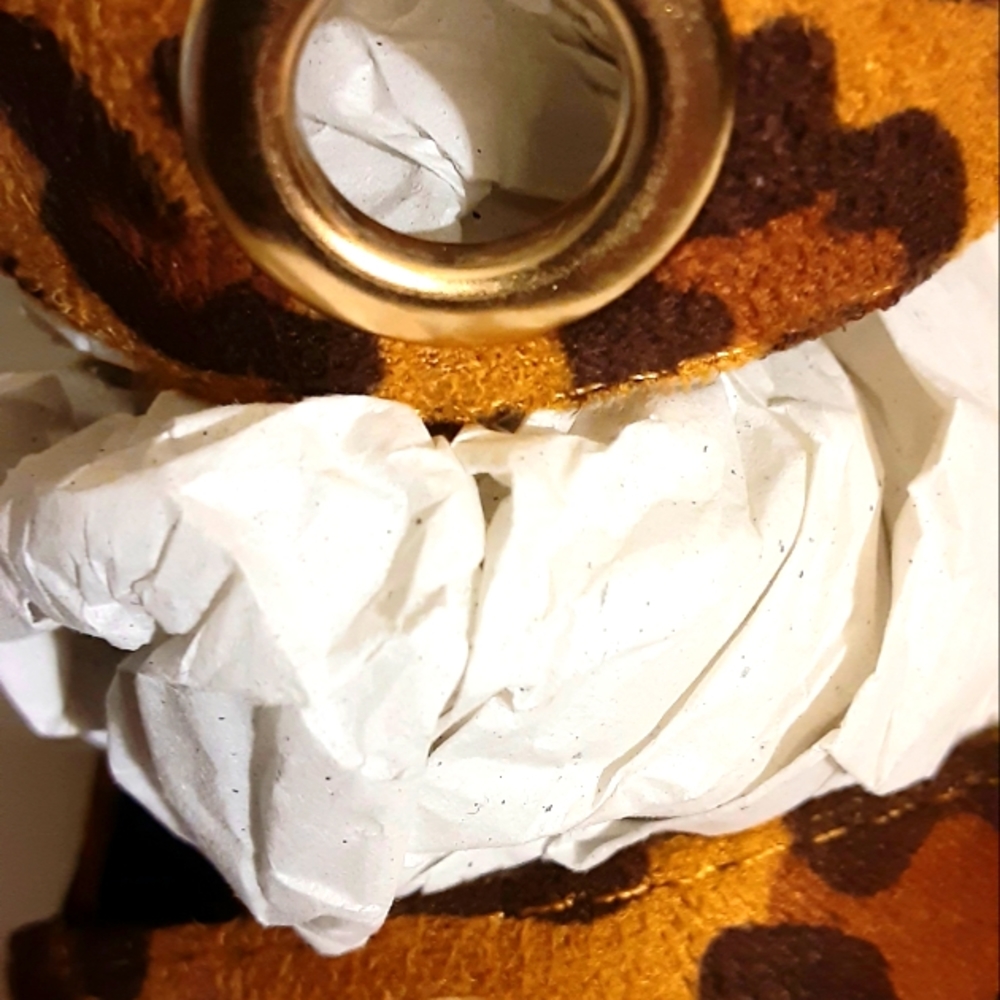 Leopard Print Faux Suede Heels - 8 1/2 - Picture 6 of 7